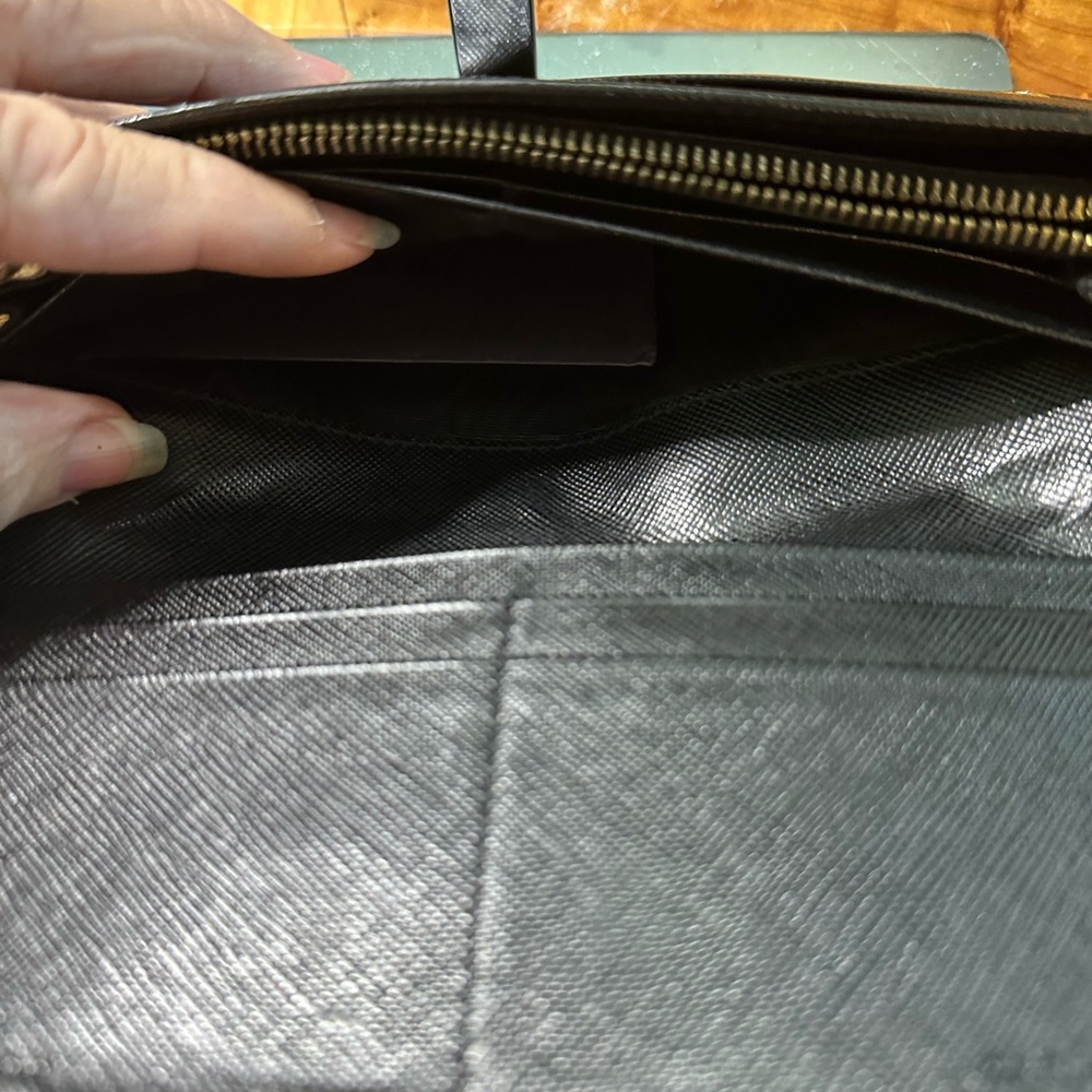 Prada Black Saffiano Leather Clutch Wallet with Gold Logo - Picture 12 of 16